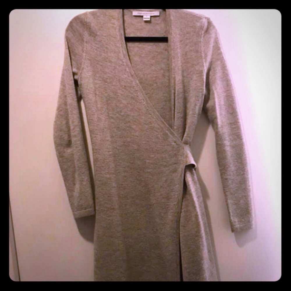 Diane von Furstenberg Linda cashmere wrap dress